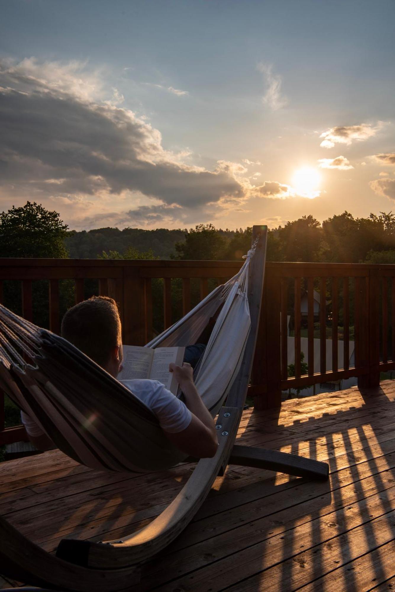 ホテル Forrest Glamping Banská Štiavnica エクステリア 写真